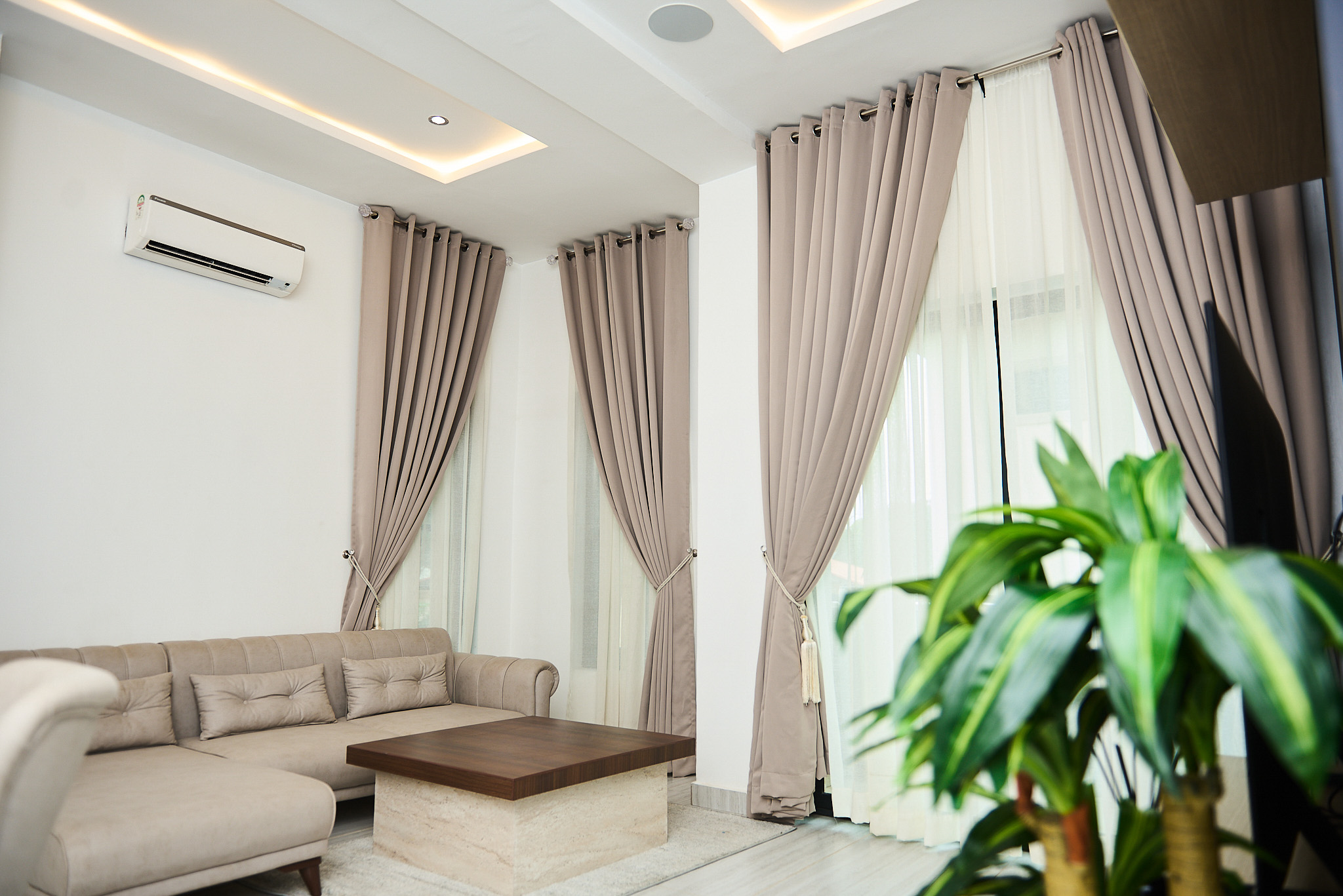 Signature Suite · living room